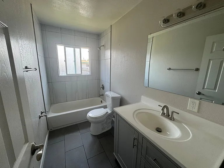 3001 Magliocco Dr — Photo 1
