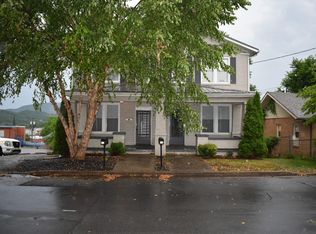 513 Maple St, Elizabethton, TN 37643