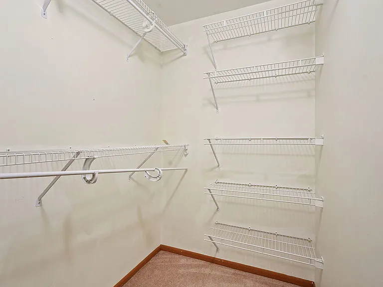 330 Leah Ln #2C — Photo 14