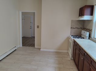 137 N 11th St #6, Newark, NJ 07107