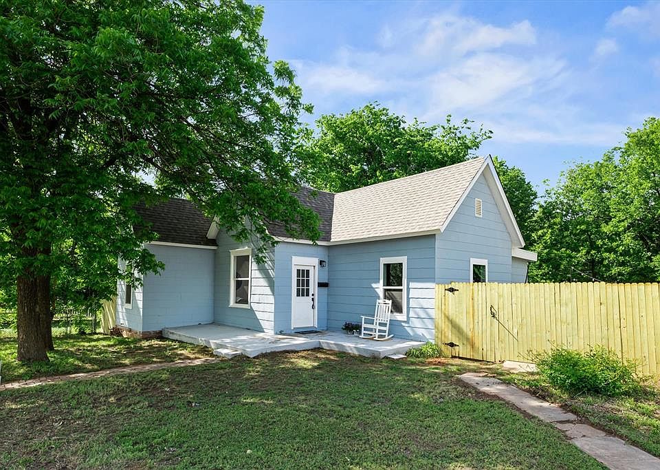 1st image of 708 E Vilas Ave