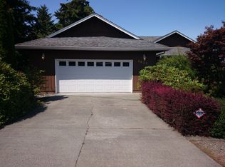 3825 57th Ave SW, Seattle, WA 98116