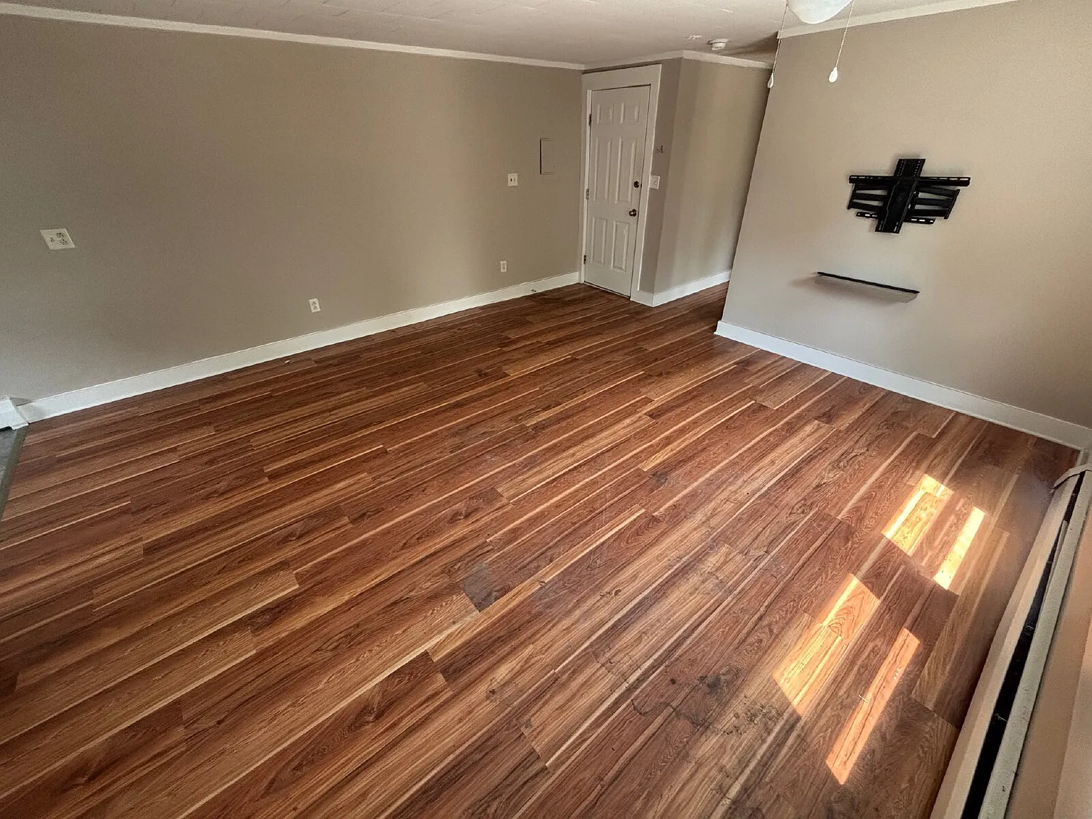 2 bed, 1.0 bath, 900 sqft, $1,450 — Photo 1