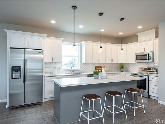 3rd image of 2548 S Sheridan Ave