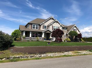 14393 Road Runner Ln, Burlington, WA 98233