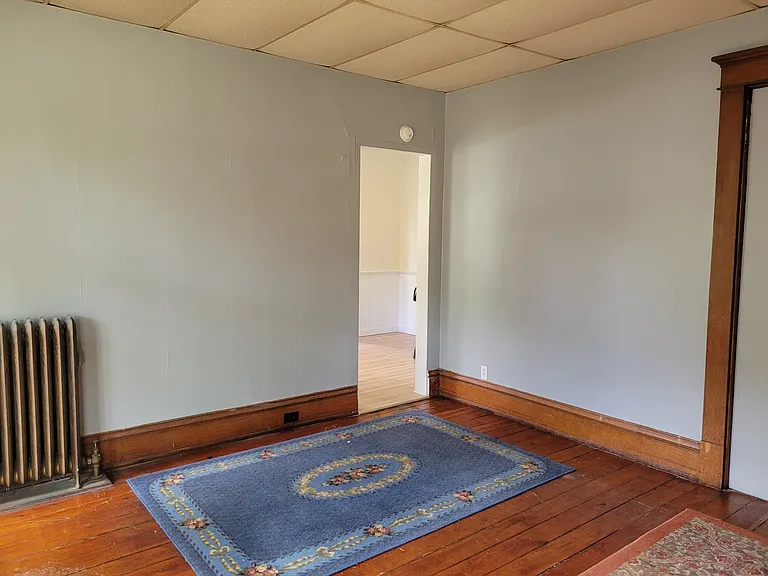 223 N Kalamazoo Ave #2 — Photo 5