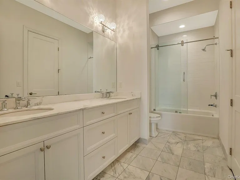 402 Grist Mill Cir — Photo 19