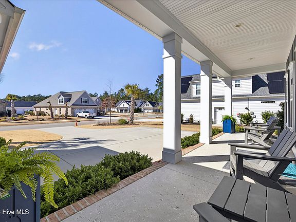 4th image of 2650 Little Bluestem Lane NE