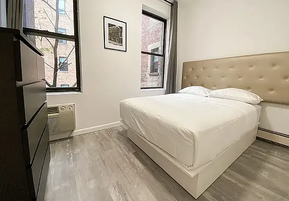 Rented by Avenues Real Estate | media 16