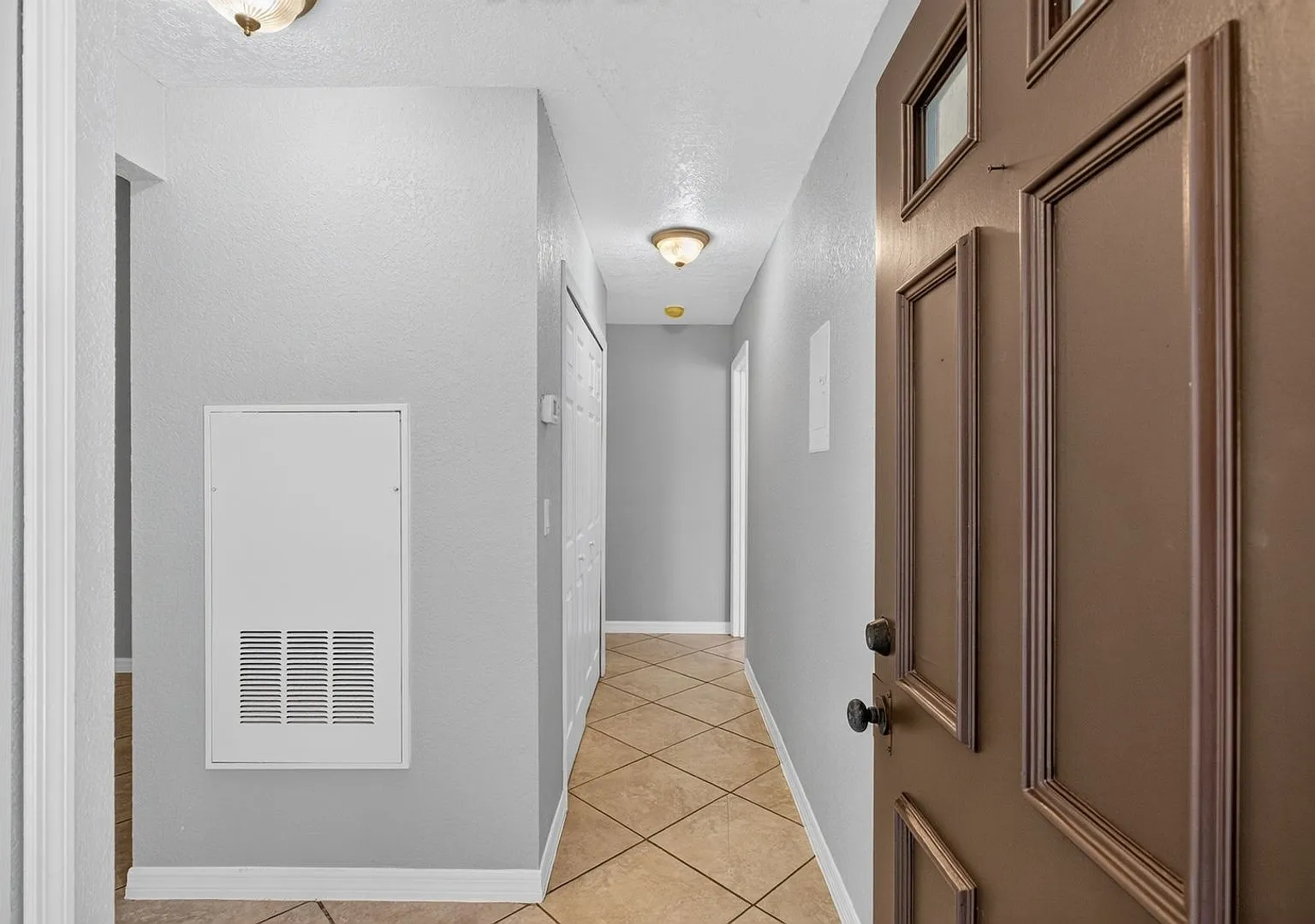 Winter Park Villas 2-Bedroom Condo | $800 Move-In Credit + Water Included! — Photo 2