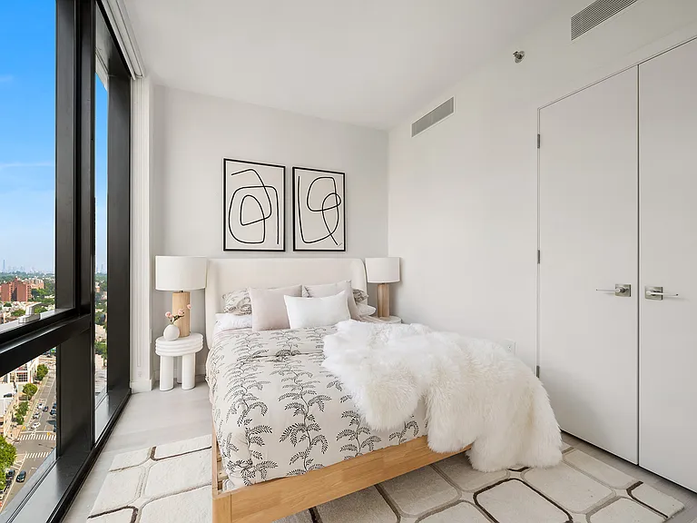 98-10 63rd Rd #1804 — Photo 5