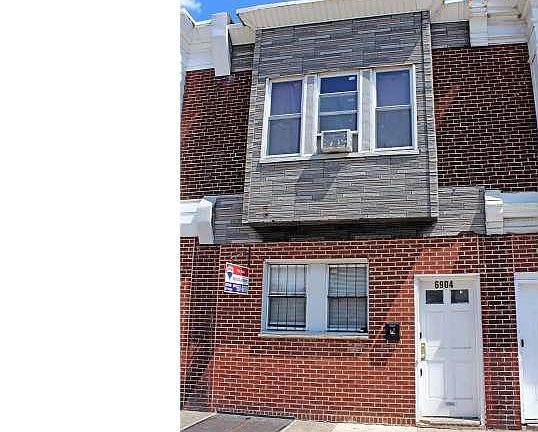 2nd image of 6904 Woodland Ave