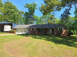 4241 37th Ct SW, Lanett, AL 36863