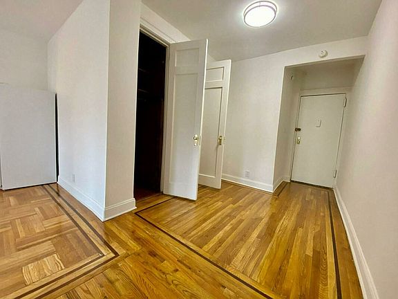 5th image of 417 Ocean Ave #2C