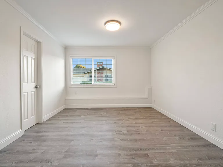 430 Monaco Ave — Photo 21