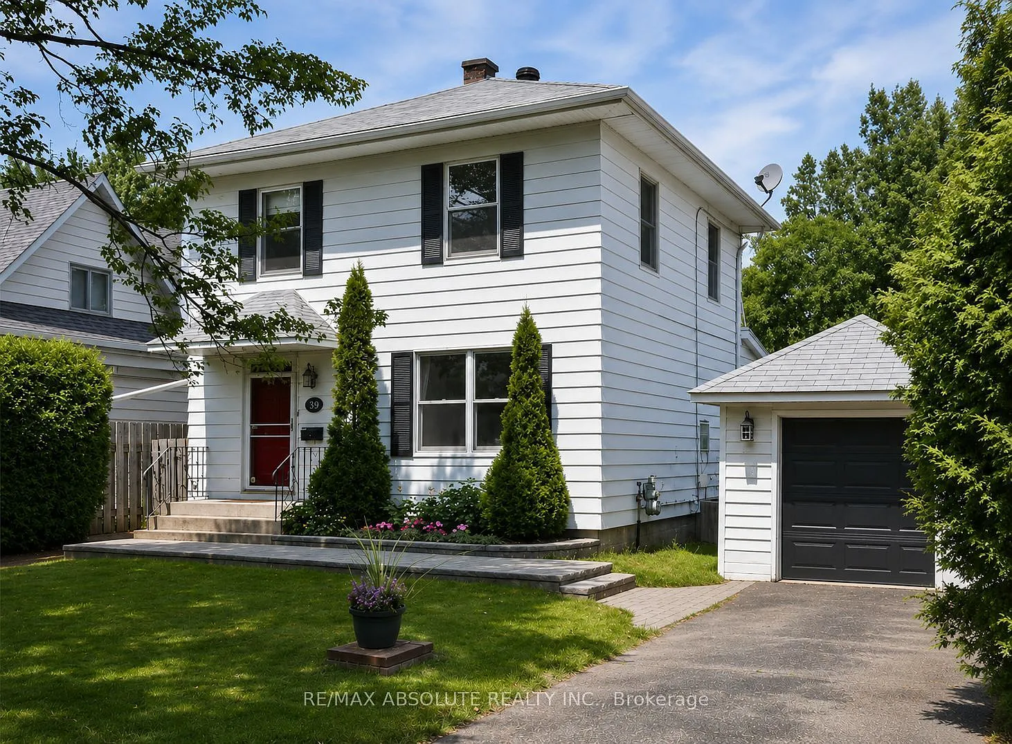 3 bed, $3,400 — Photo 1