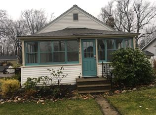 6918 Dandison Blvd, West Bloomfield, MI