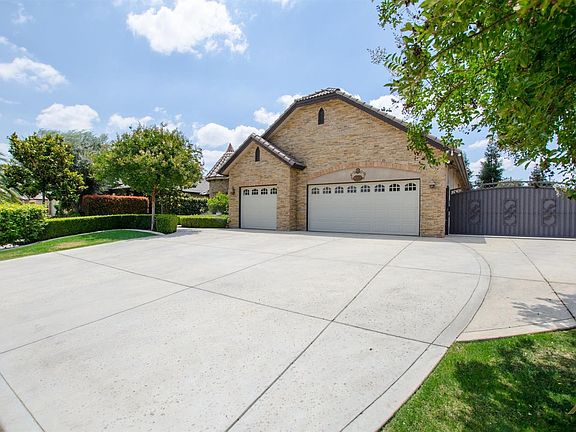 3rd image of 9157 Val Di Chiana Dr