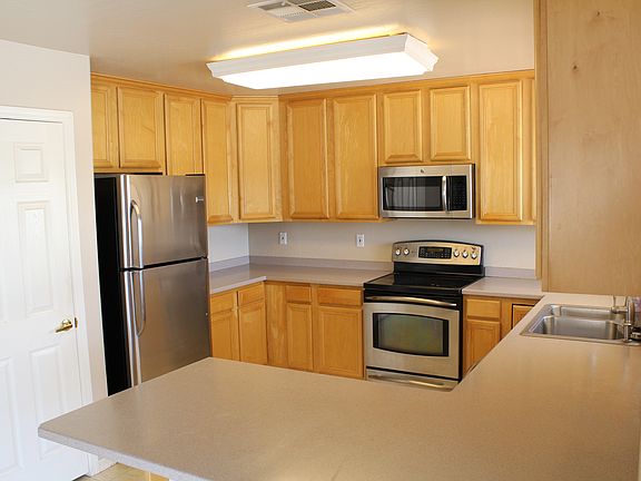3rd image of 1429 E Glenhaven Dr