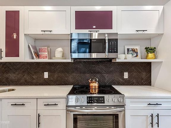 4th image of 790 Saint Johns Pl APT 2B