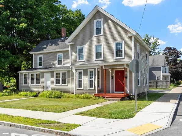 49 E Main St, Ayer, MA 01432