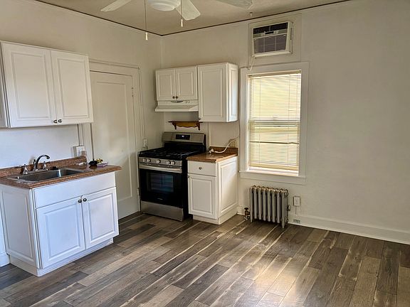 3rd image of 135 Almond St APT 11