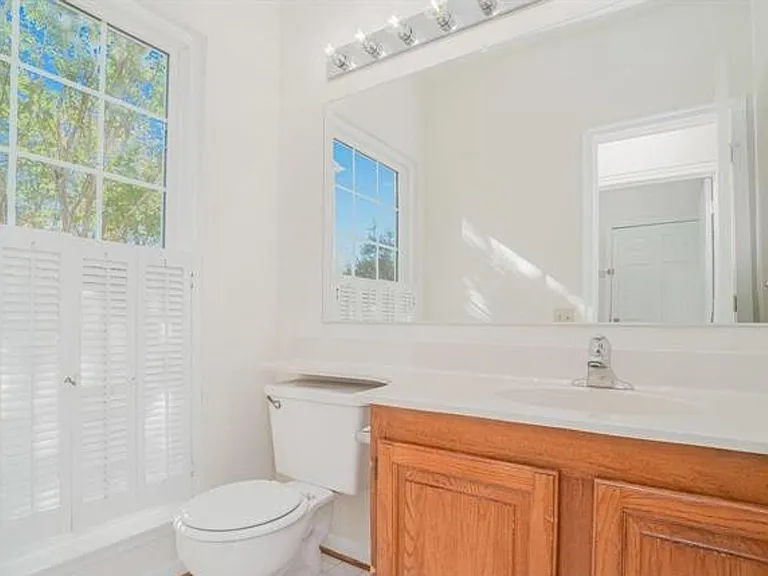 13116 Holly Leaf Ct — Photo 9