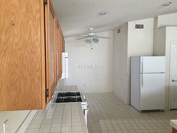 4th image of 1425 Dragon Rock Dr #0