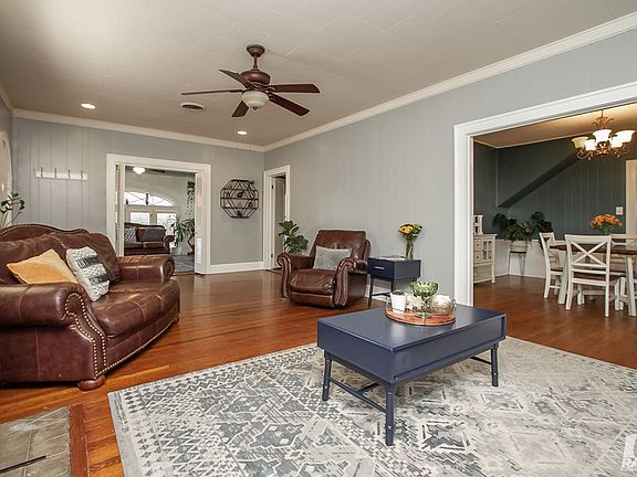 5th image of 1309 Shafter St