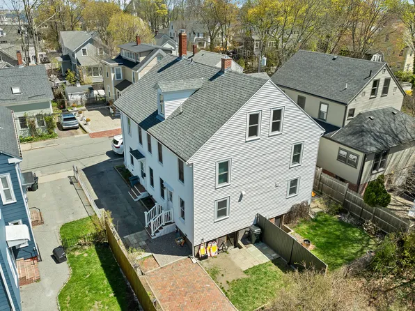 16-18 Chestnut St, Newburyport, MA 01950