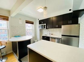 21-22 29th St, Astoria, NY