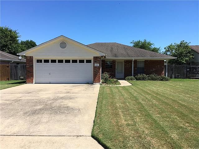 1st image of 807 Craddock Ct