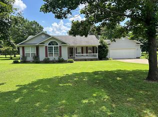 723 Mulberry St, Bernie, MO 63822