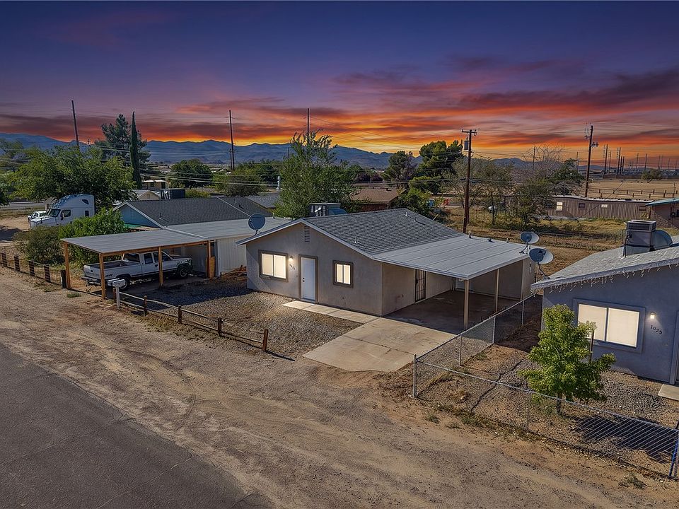 1st image of 3021 E Carver Avenue