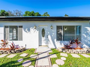 1580 NE 129th St, North Miami, FL 33161