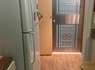 860 54th St APT 3A, Brooklyn, NY 11220