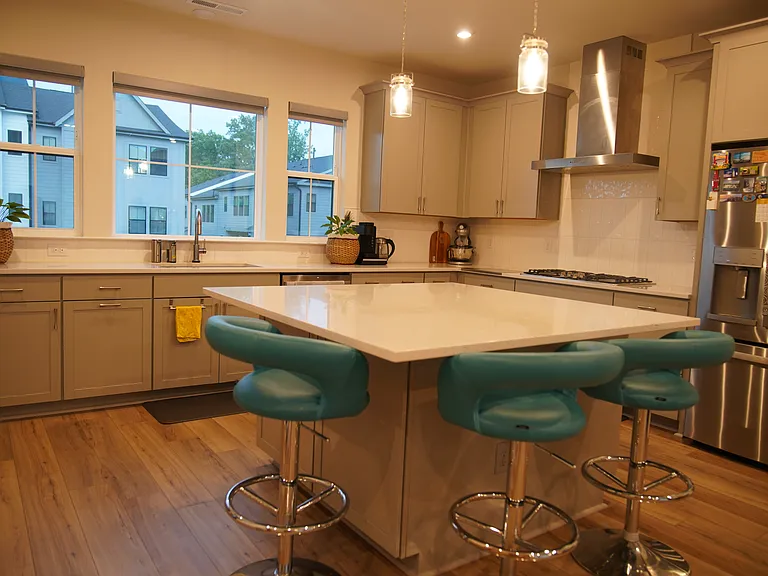 4709 Cypress Tree Ln — Photo 16
