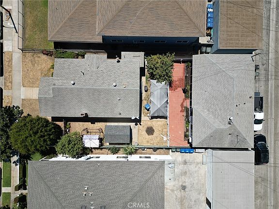 2nd image of 137 N 2nd St