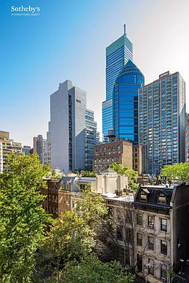 Sold by Sotheby's International Realty | media 16