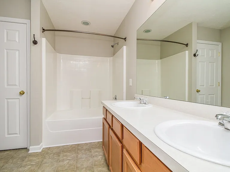 902 Grand Oak Dr — Photo 10