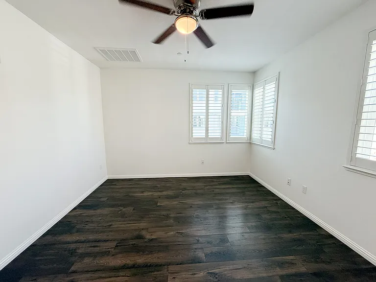 1811 Dobbin Dr — Photo 12