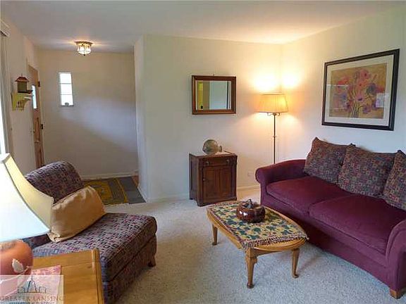 3rd image of 12374 Madonna Dr