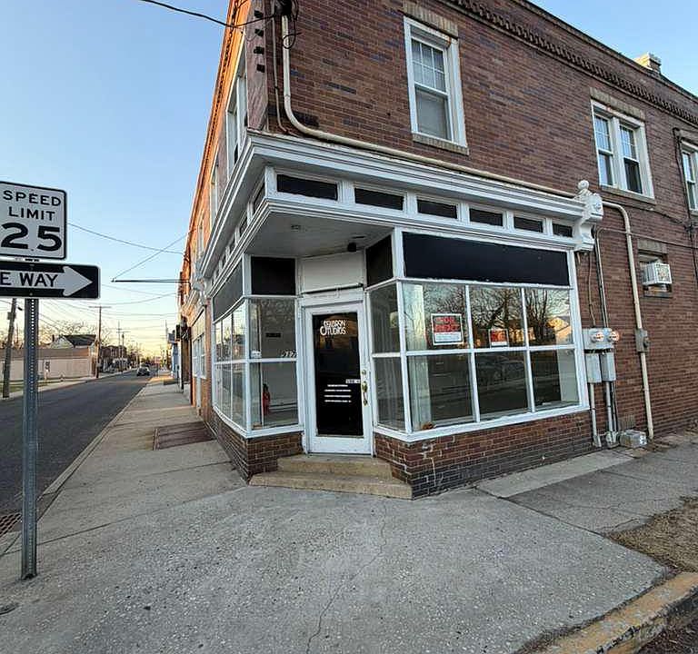 1st image of 915-917 N Delaware St #917B