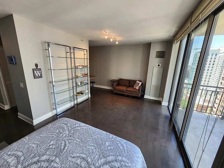 630 N State St #1801 — Photo 7
