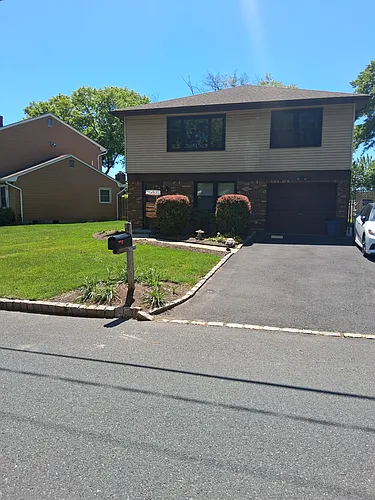 2176 Halsey St #1 Photo 1