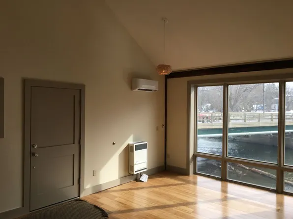 Mahaiwe, LLC, 360-362 Main St APT 9, Vergennes, VT 05491