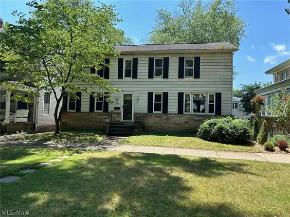 717 3rd St, Marietta, OH 45750