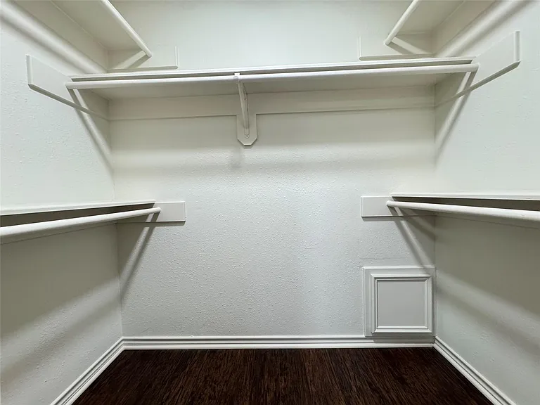 3811 Stockbridge Dr — Photo 13
