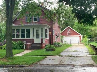 613 Monroe St, Fort Atkinson, WI 53538