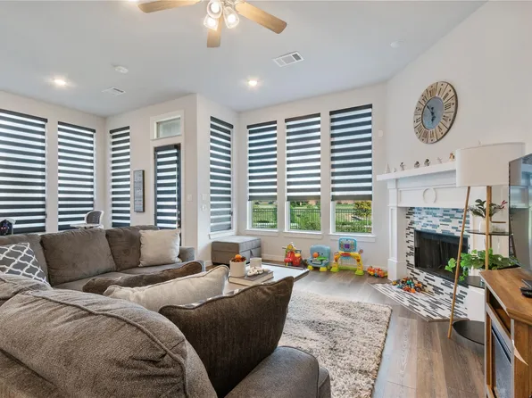 23703 Lively Ferry Ln, Richmond, TX 77469